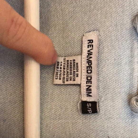 Distressed Cropped Jean Jacket - Picture 4 of 4